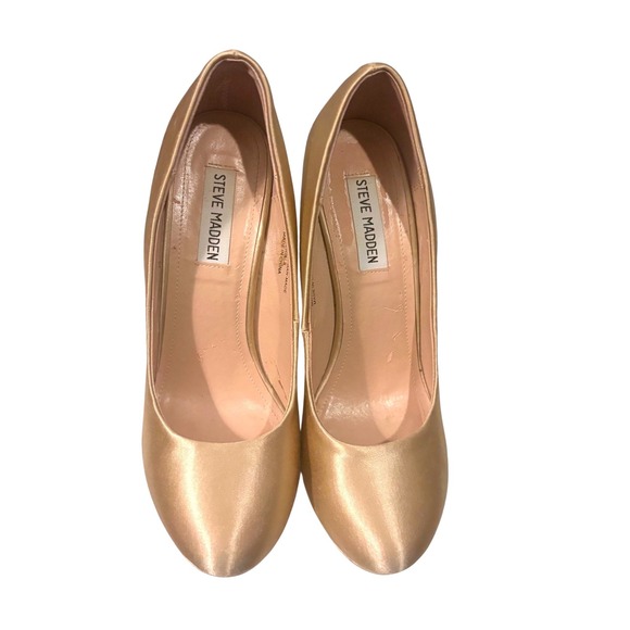 Steve Madden Partyy-R Gold Satin Crystal Heel Platform Pumps Women's Size 9 - Picture 2 of 4